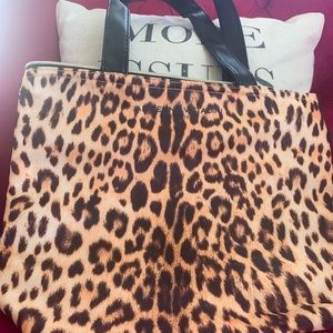 adrienne vittadini stylish cooler bag